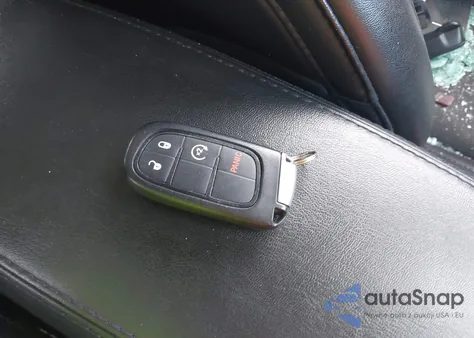 2020 Jeep Cherokee Altitude 4X4 from USA, damaged, VIN 1C4PJMLX8LD593793